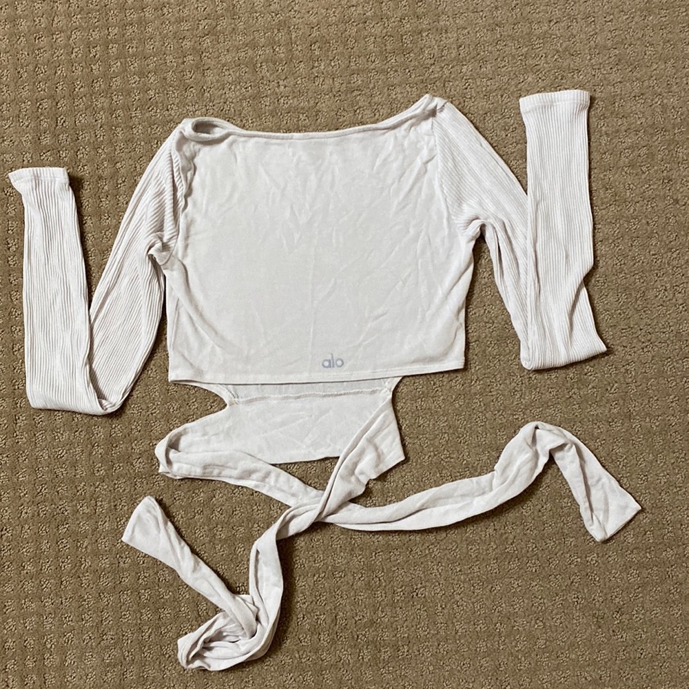 Alo yoga top
